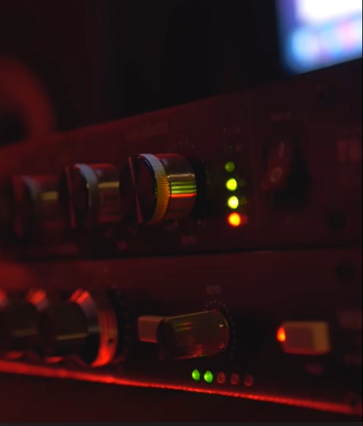 NEVER HILLS STUDIO - NVHS – Image 10